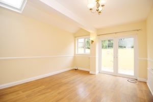 Dining Room- click for photo gallery